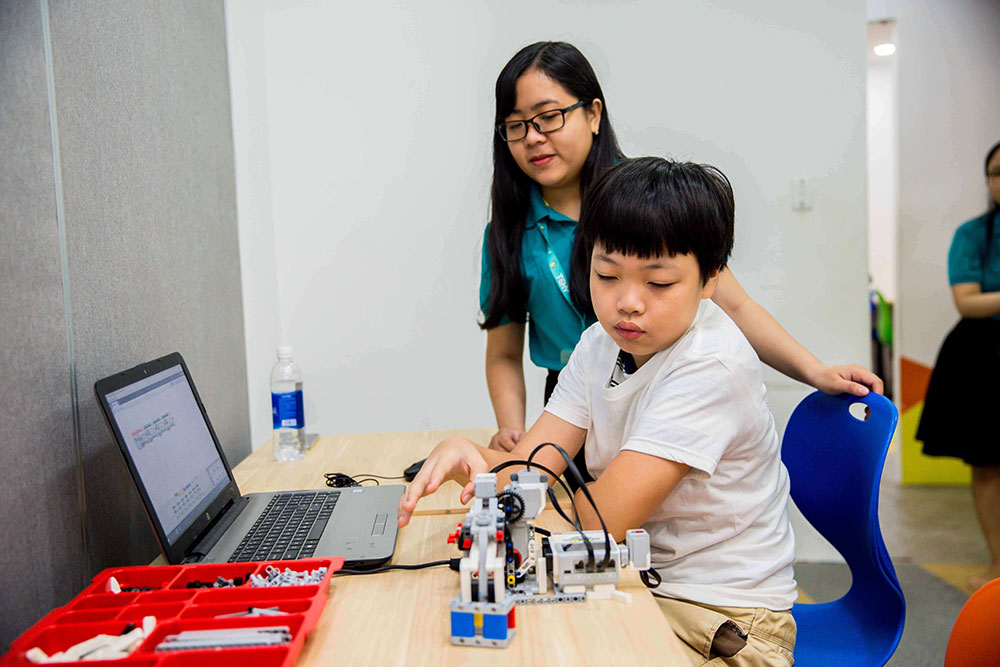 220331-4 ความเห็นอกเห็นใจเป็นสิ่งที่ปลูกฝังได้ตั้งแต่ยังเล็ก