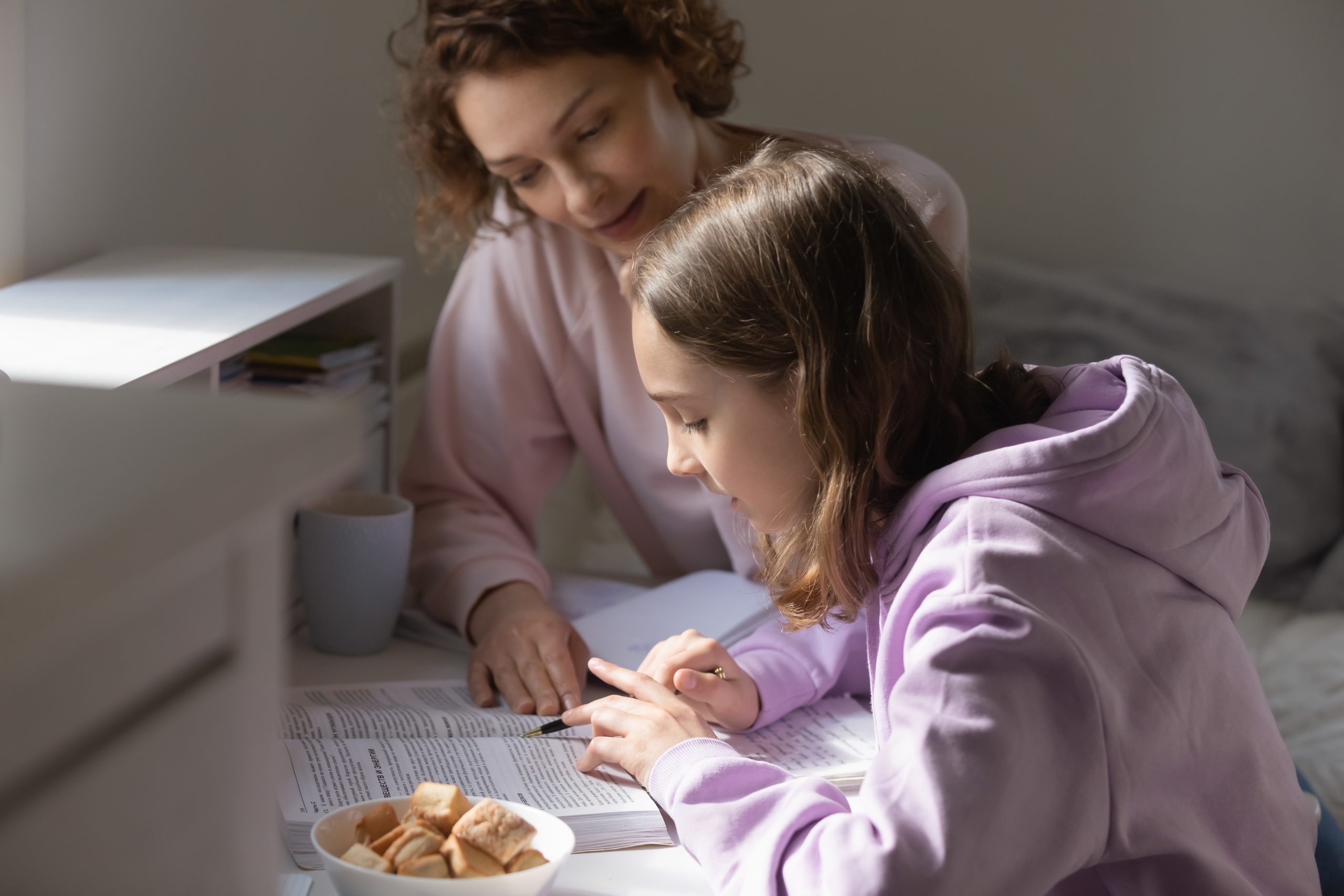 Caring,Young,Mother,Helping,Teenage,Kid,Daughter,Preparing,For,Exams
