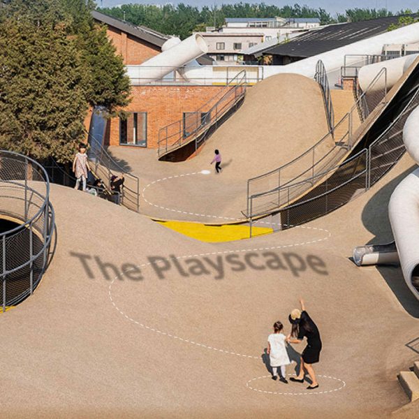 The Playscape สนามเด็กเล่น ที่ไม่มีของเล่นเด็ก